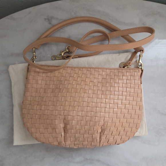 Clare V. Handbags - Clare V Petit Moyen Woven Crossbody Bag In Bisque